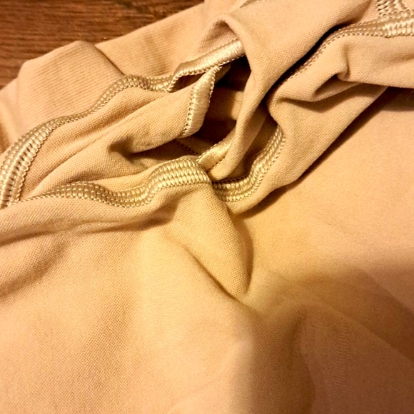 SKIMS HIGH-WAISTED MID THIGH SHAPER SHORT  XL - Picture 7 of 8